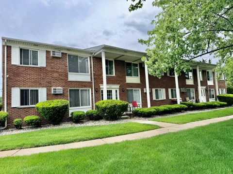 1701 Charlton Road