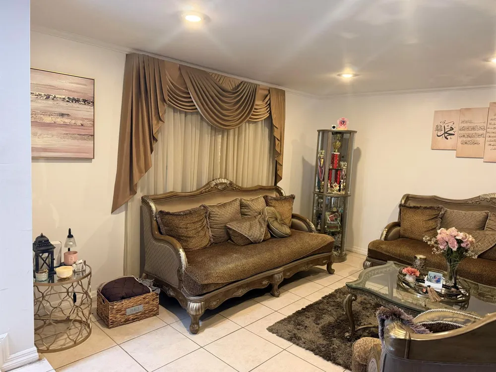 10267 GREENHOUSE ROAD #L-3 C Pembroke Pines, FL 33026