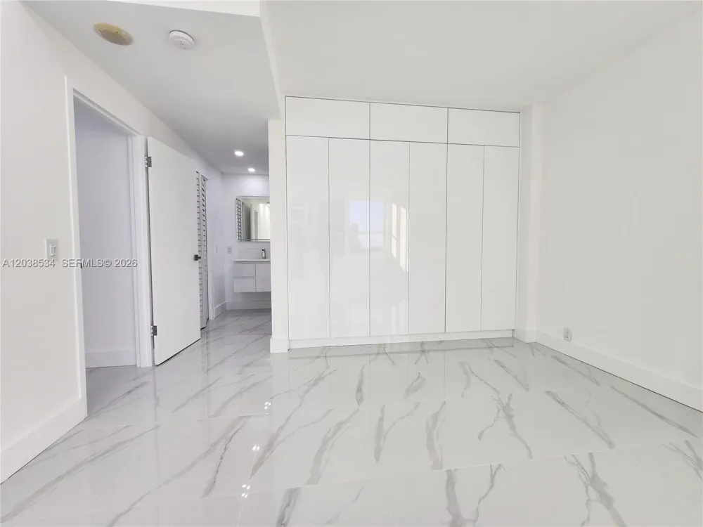 3505 S Ocean Dr #716 Hollywood, FL 33019