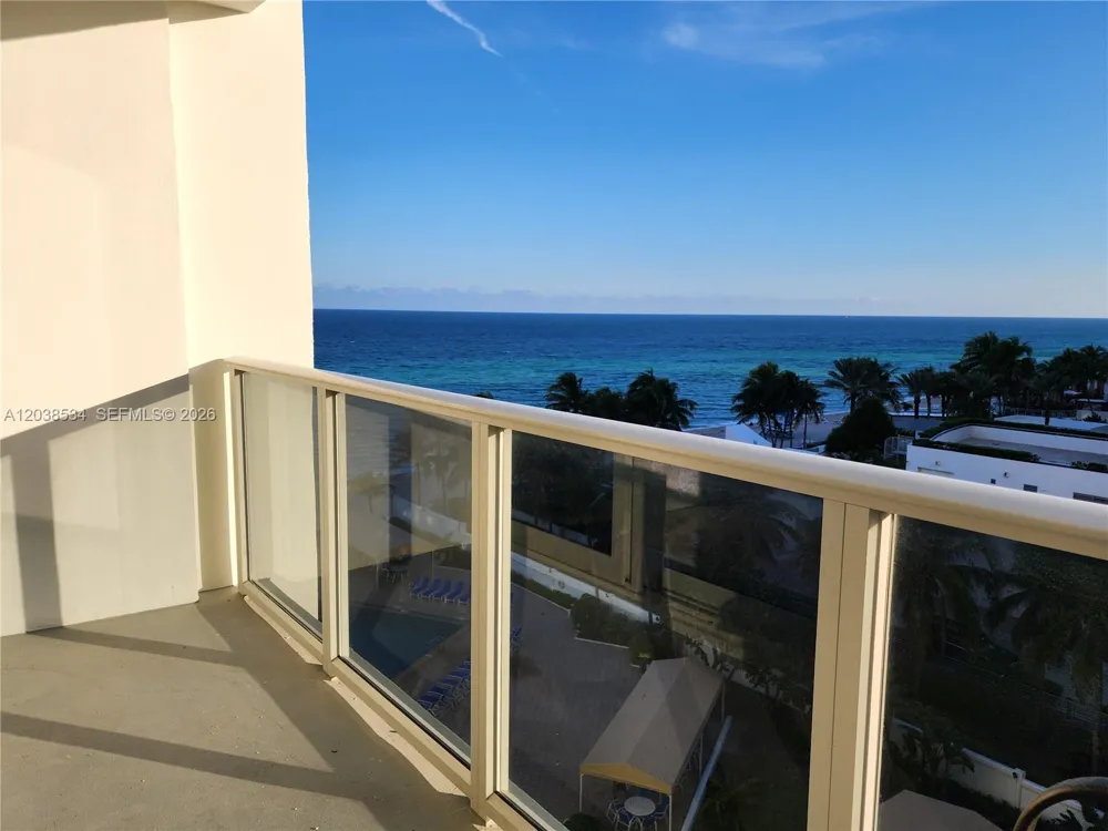 3505 S Ocean Dr #716 Hollywood, FL 33019
