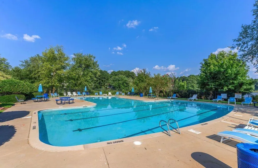 1327 Hollenbeck Lane Riverdale, GA 30296