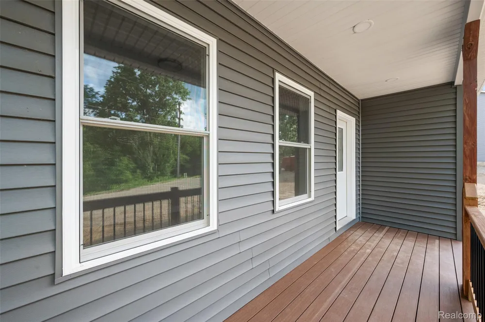 9355 Andersonville Road Springfield Charter Township, MI 48346