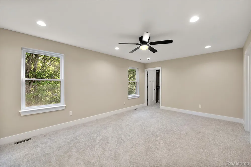 9355 Andersonville Road Springfield Charter Township, MI 48346