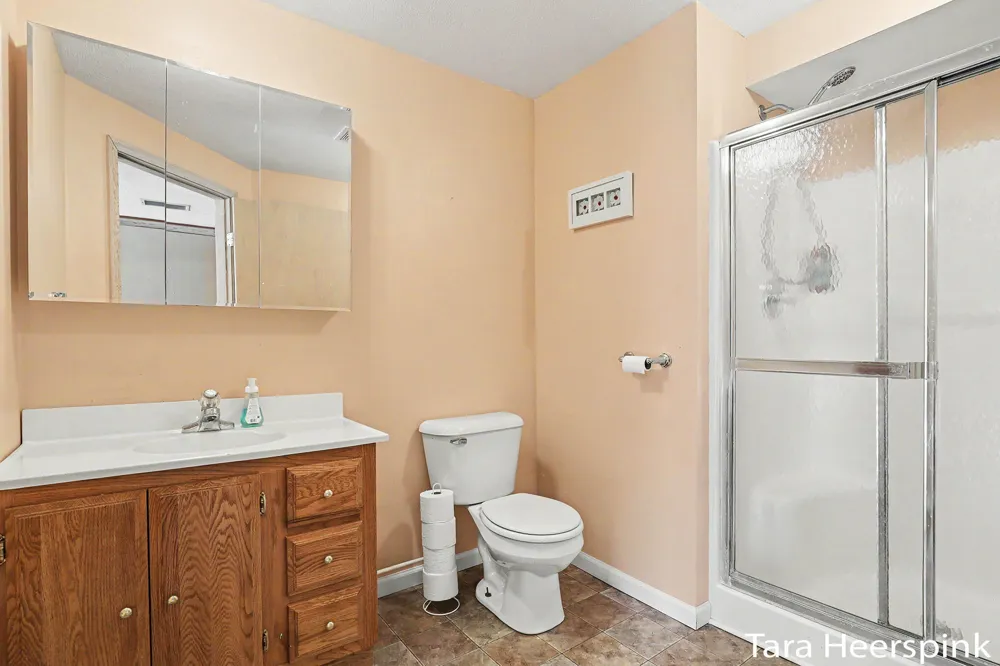 6237 Arroyo Vista Drive NE Cannon Township, MI 49341
