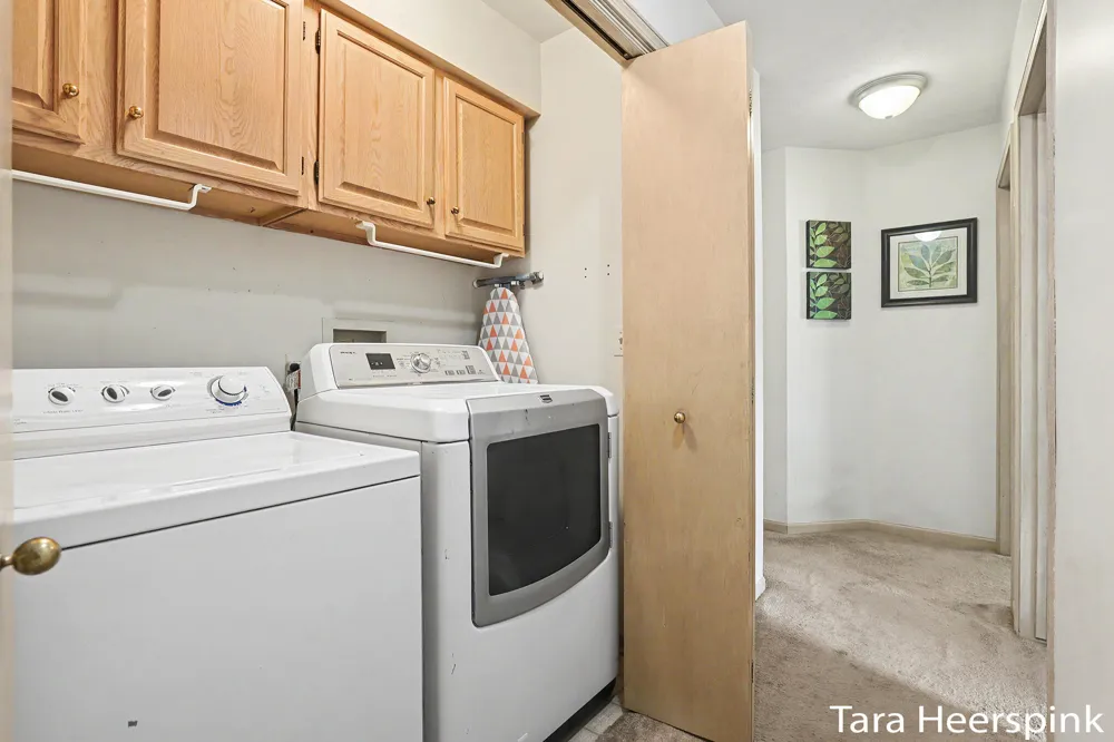 6237 Arroyo Vista Drive NE Cannon Township, MI 49341