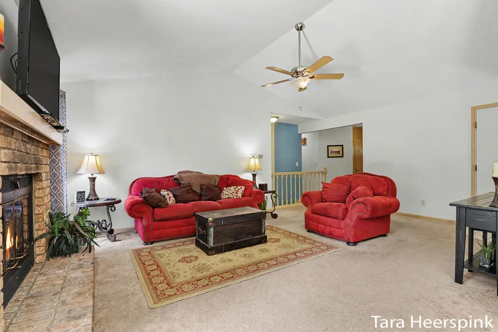 6237 Arroyo Vista Drive NE Cannon Township, MI 49341