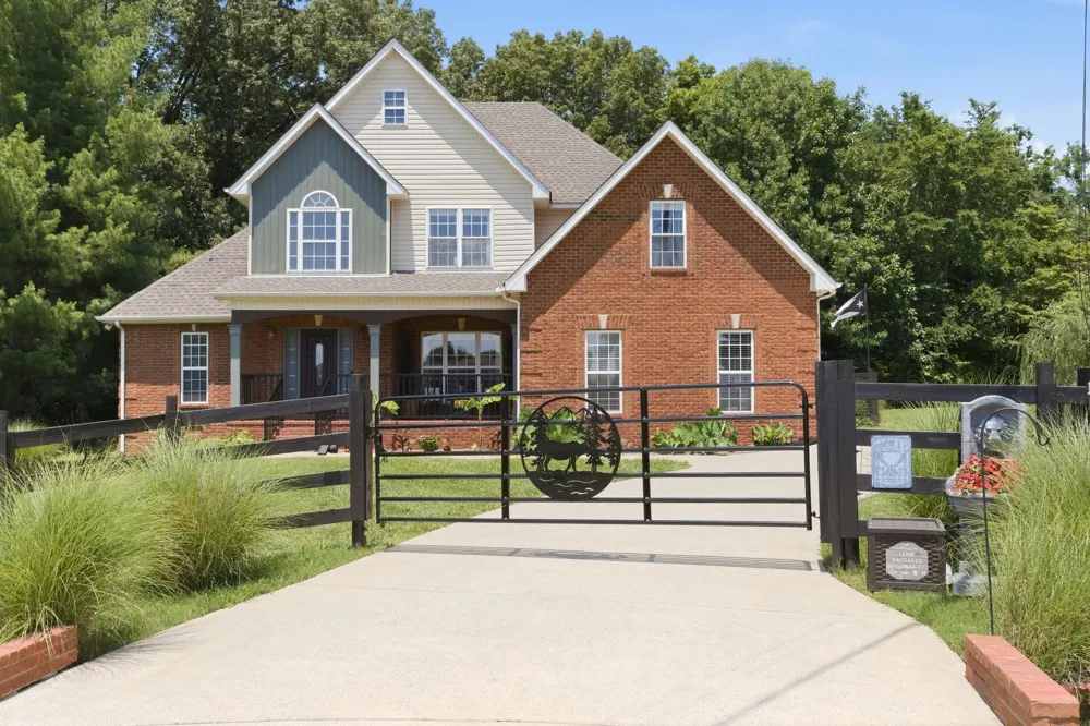 119 Macy Ct Christiana, TN 37037