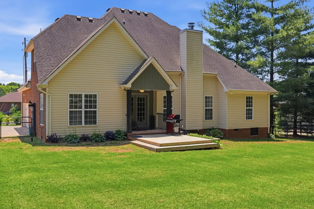 119 Macy Ct Christiana, TN 37037
