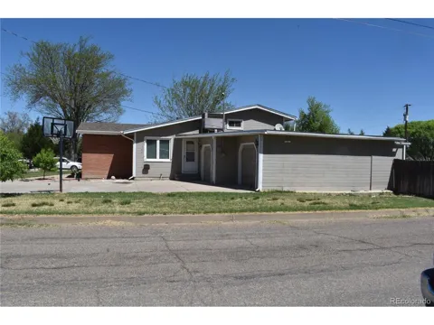 818 S 5th Street