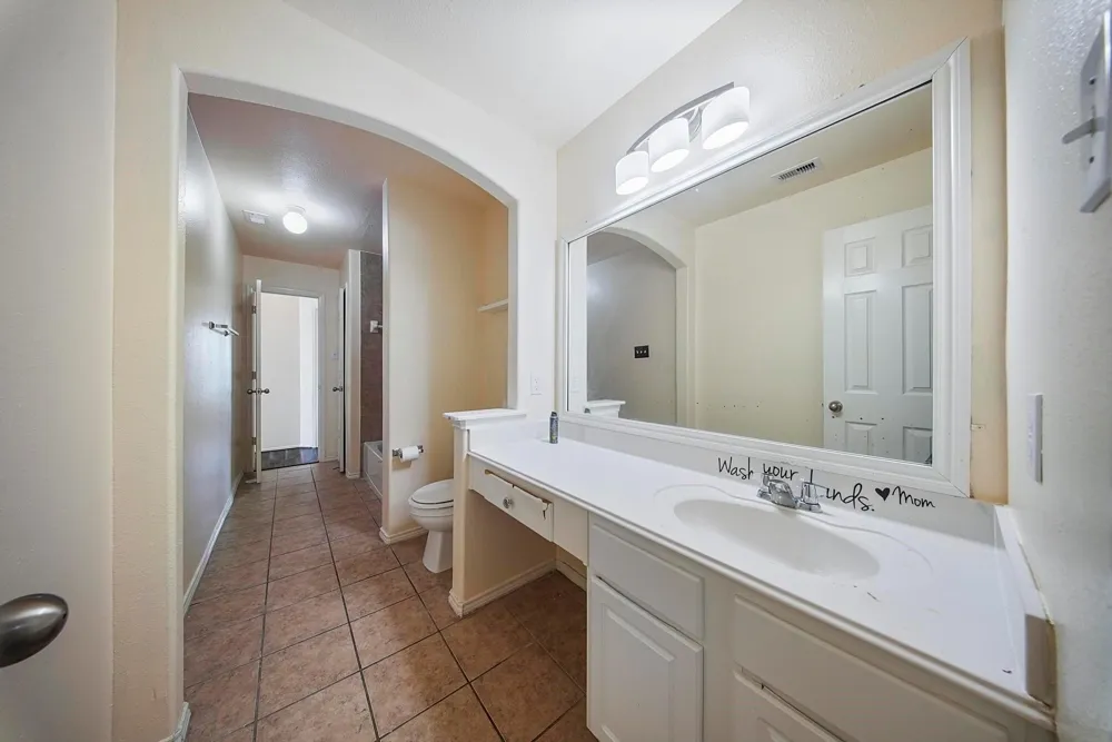5015 Bridgecrossing Court Spring, TX 77379