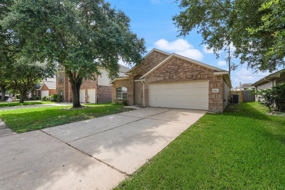 5015 Bridgecrossing Court Spring, TX 77379