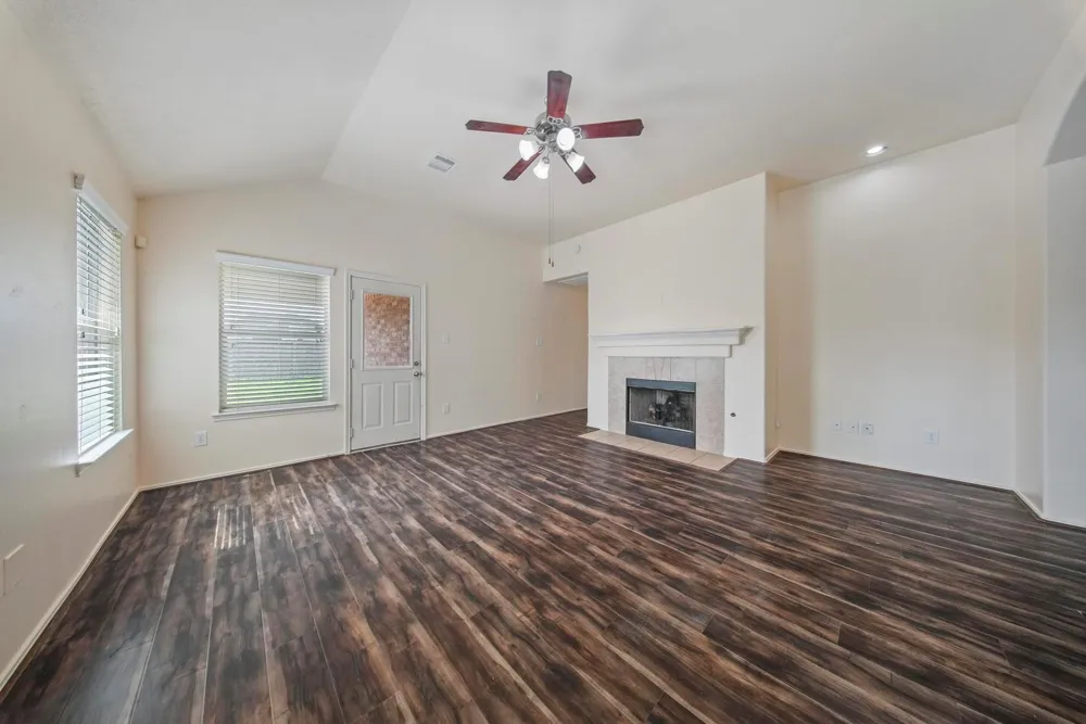 5015 Bridgecrossing Court Spring, TX 77379