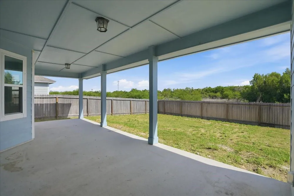 157 Shady Terrace Lane Rockport, TX 78382