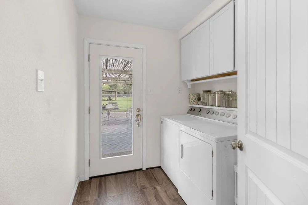 1624 Texas Avenue League City, TX 77573