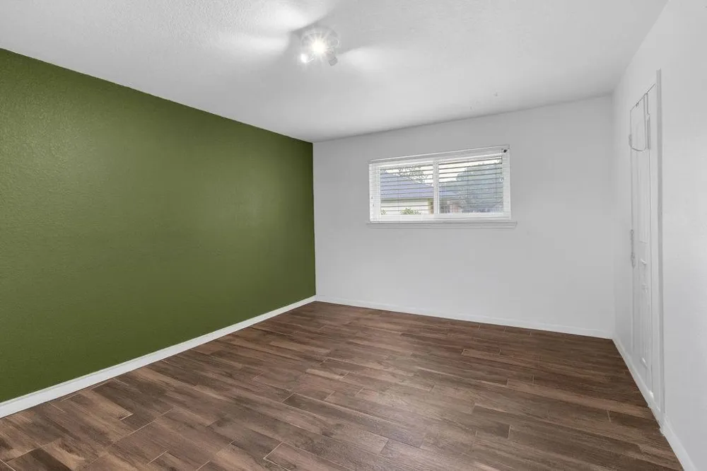 1624 Texas Avenue League City, TX 77573