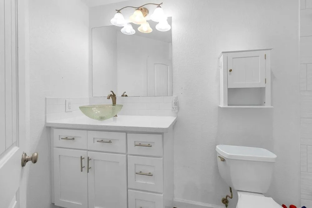 1624 Texas Avenue League City, TX 77573