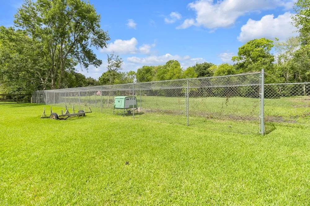 1624 Texas Avenue League City, TX 77573