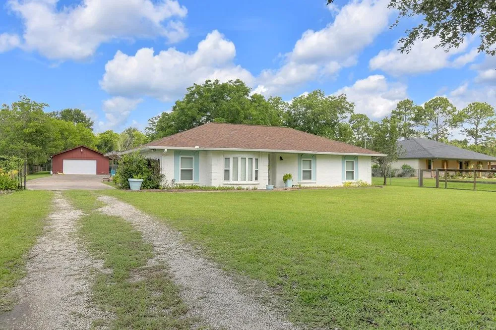 1624 Texas Avenue League City, TX 77573