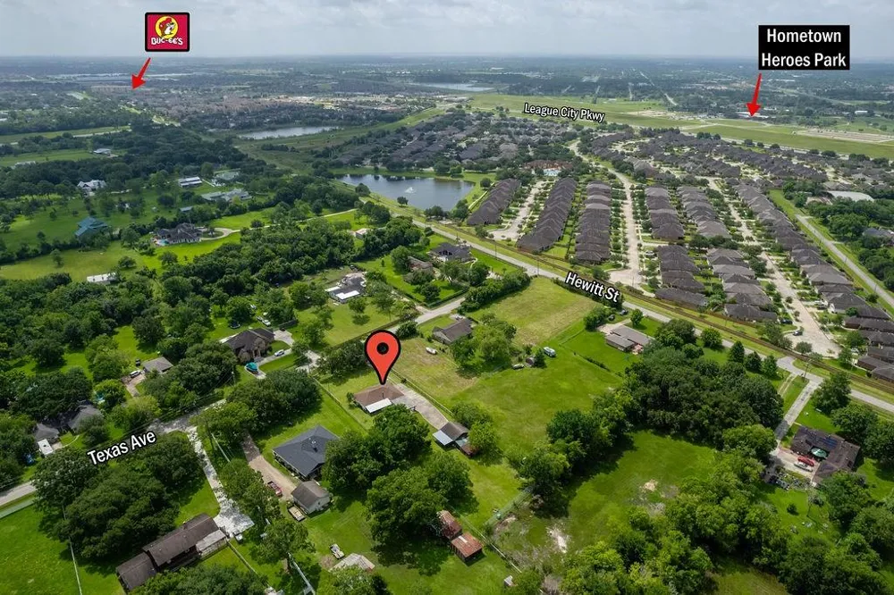 1624 Texas Avenue League City, TX 77573