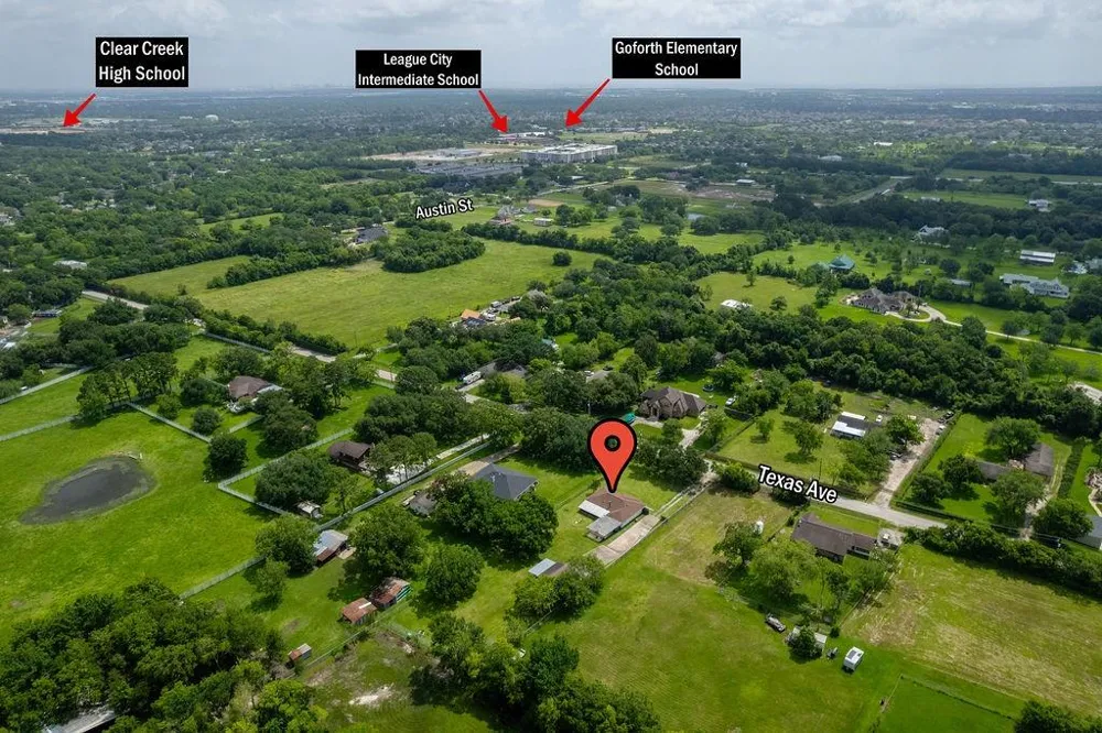 1624 Texas Avenue League City, TX 77573