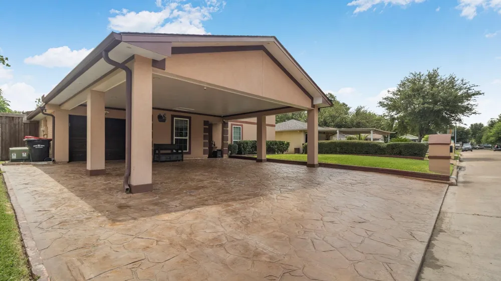 10158 Scotsbrook Drive Houston, TX 77038