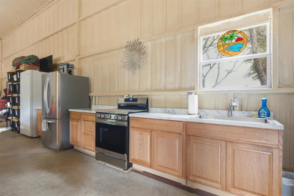 33952 Joseph Road Waller, TX 77484