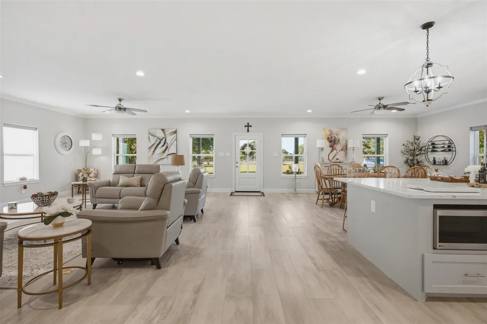 33952 Joseph Road Waller, TX 77484