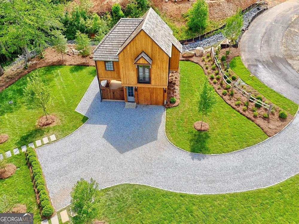140 Cove View LN Clarkesville, GA 30523