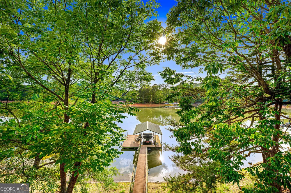18 Water Course WAY Martin, GA 30557