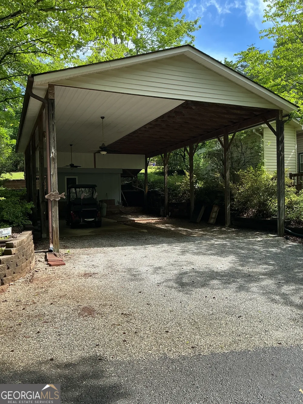 40 Canyon PASS Cleveland, GA 30528