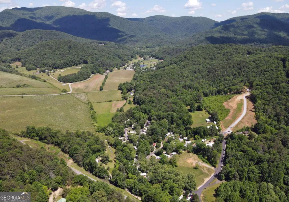 13 Choestoe Valley CIR Blairsville, GA 30512