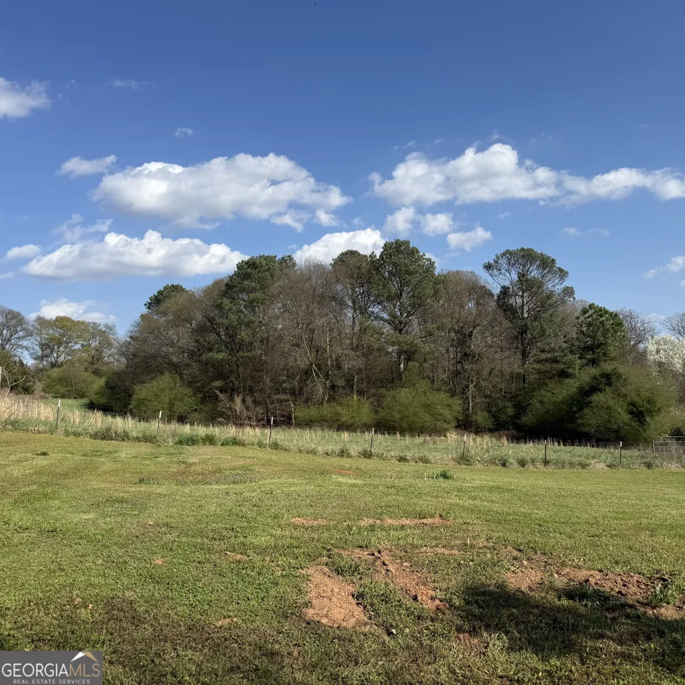 1182 Crawfords Ferry RD Hartwell, GA 30643