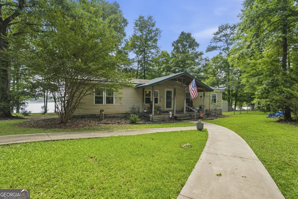 102 Allens Alley Eatonton, GA 31024