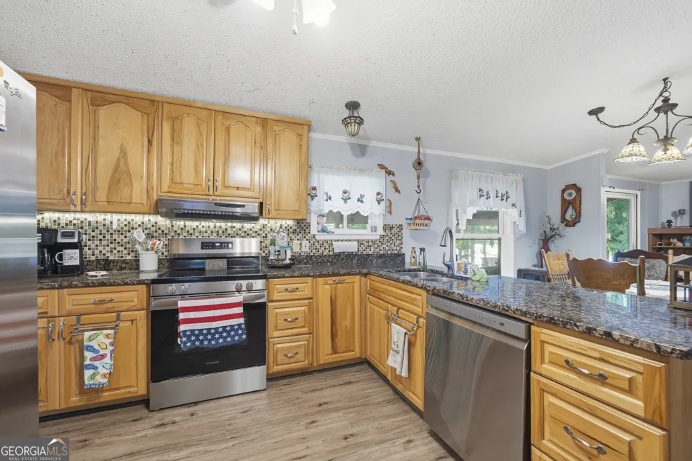 102 Allens Alley Eatonton, GA 31024