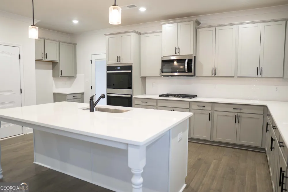 101 Chambers Creek CIR Bonaire, GA 31005