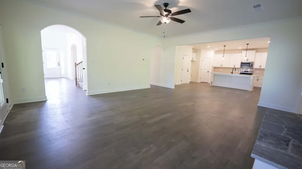 130 Bluecoat TRL Byron, GA 31008