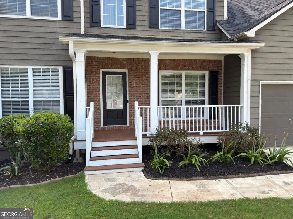 5706 Amberside LN Sugar Hill, GA 30518