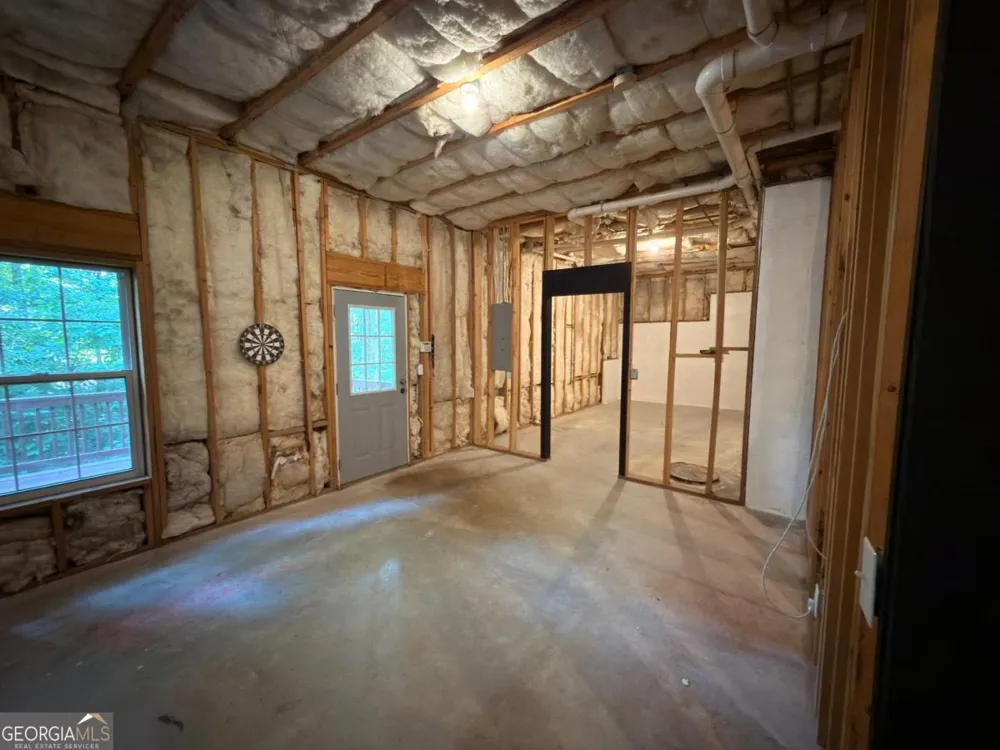 5706 Amberside LN Sugar Hill, GA 30518
