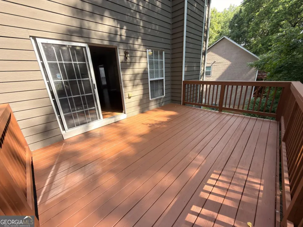 5706 Amberside LN Sugar Hill, GA 30518