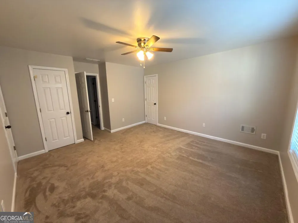 5706 Amberside LN Sugar Hill, GA 30518