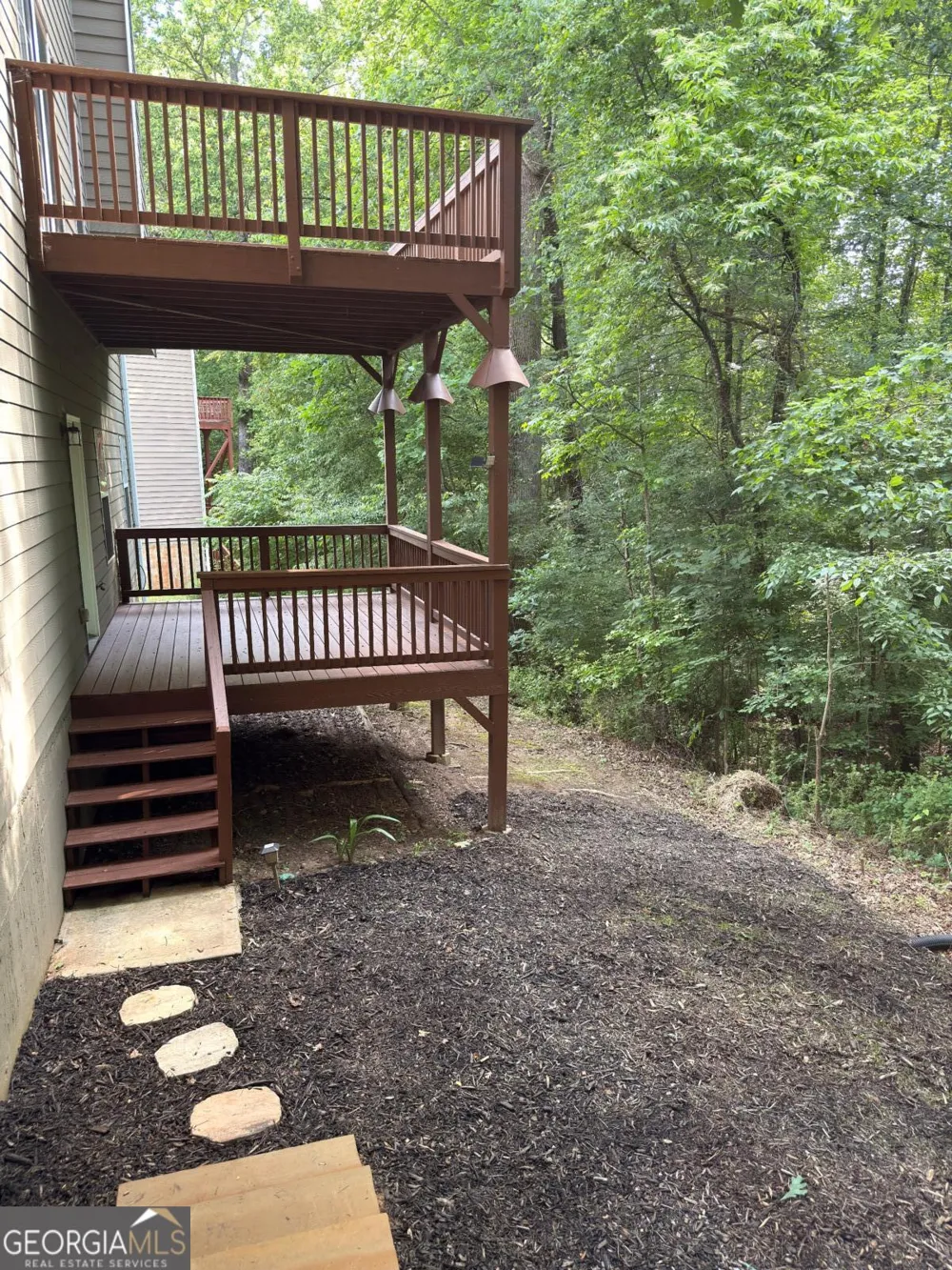 5706 Amberside LN Sugar Hill, GA 30518