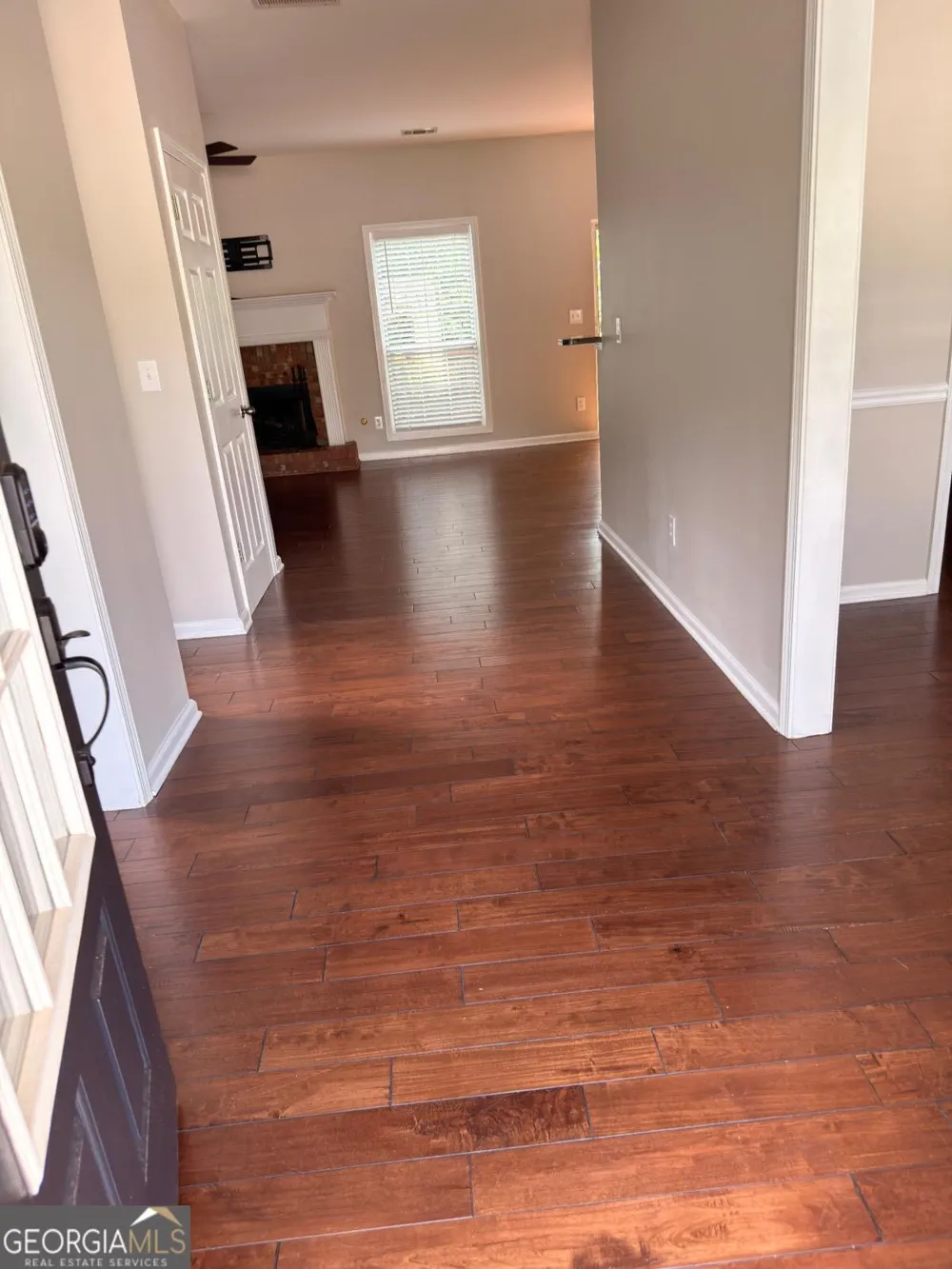 5706 Amberside LN Sugar Hill, GA 30518
