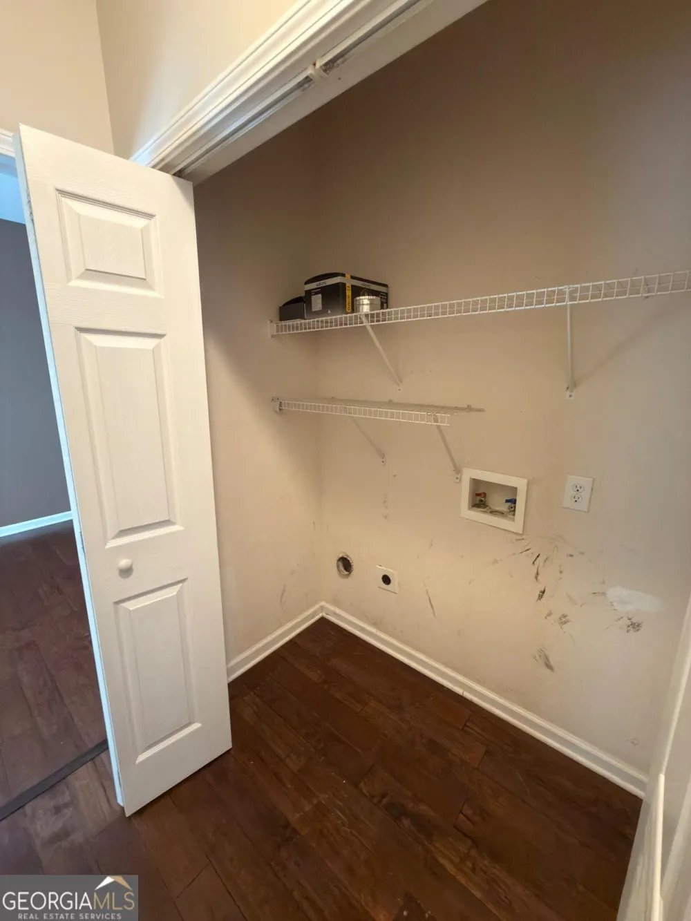 5706 Amberside LN Sugar Hill, GA 30518