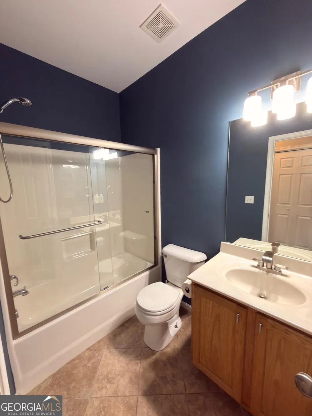 5706 Amberside LN Sugar Hill, GA 30518