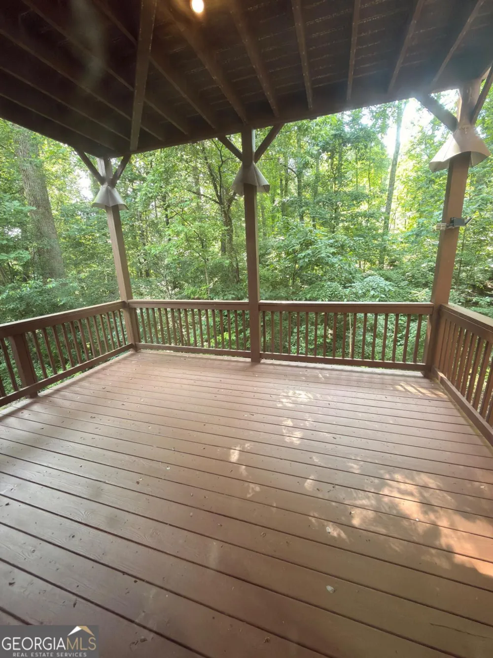 5706 Amberside LN Sugar Hill, GA 30518