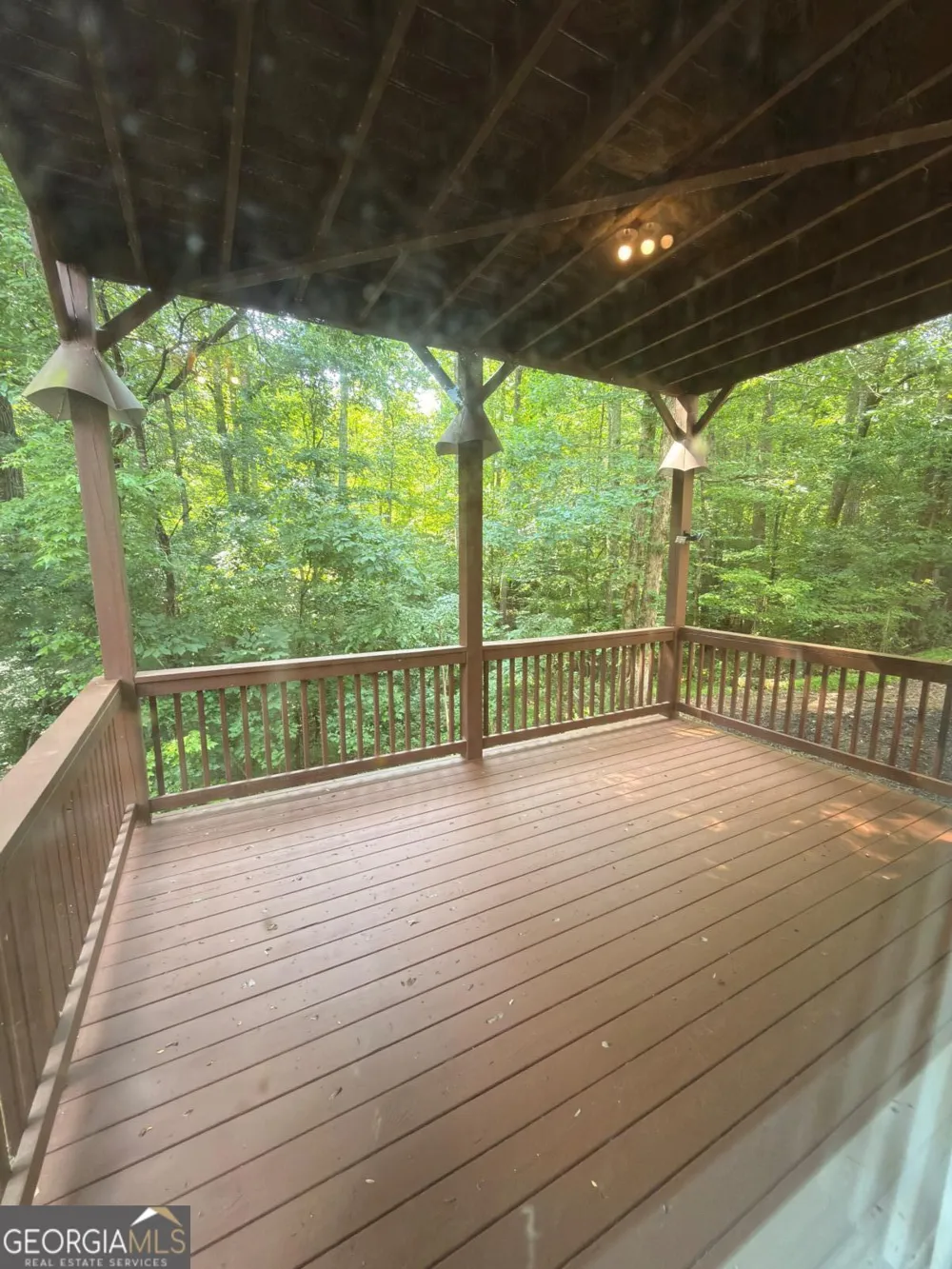 5706 Amberside LN Sugar Hill, GA 30518