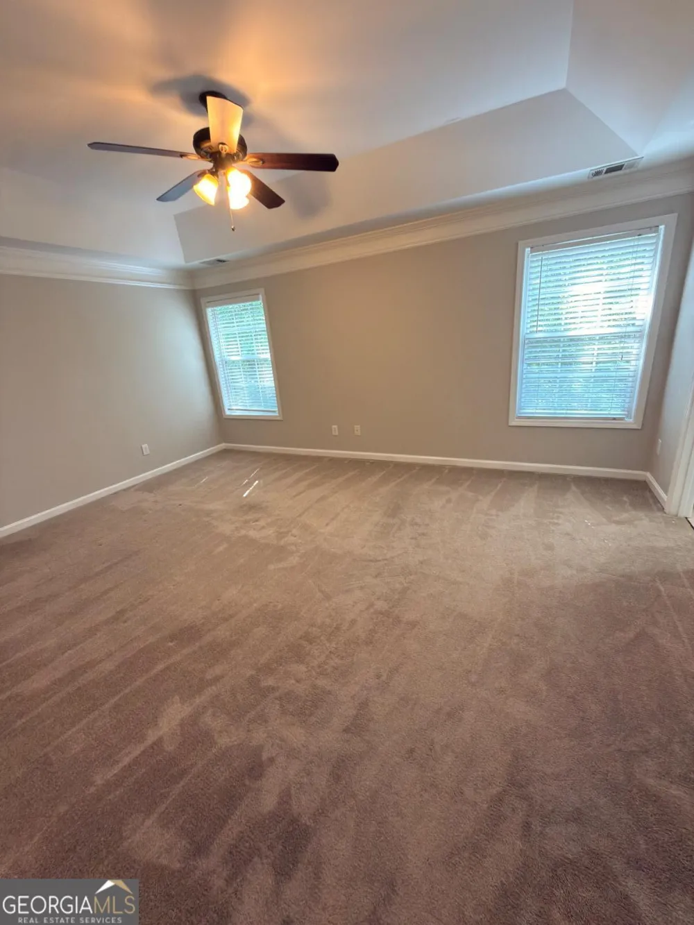 5706 Amberside LN Sugar Hill, GA 30518