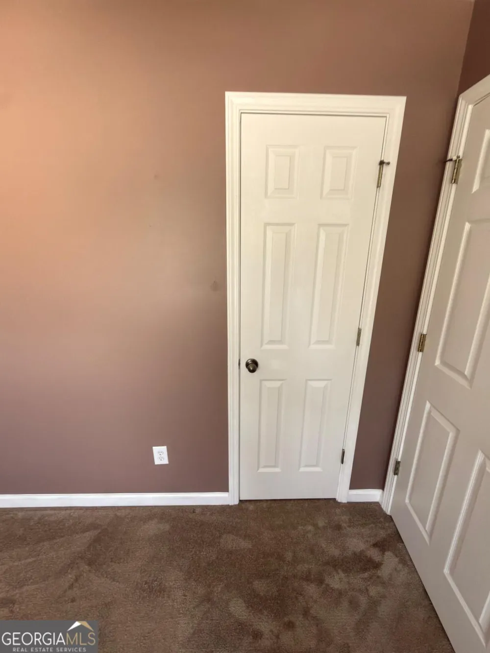 5706 Amberside LN Sugar Hill, GA 30518
