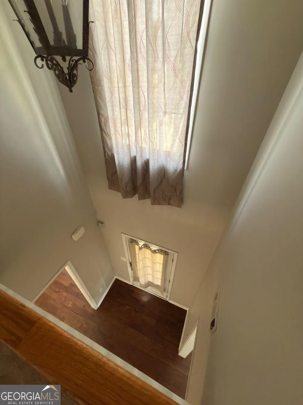 5706 Amberside LN Sugar Hill, GA 30518