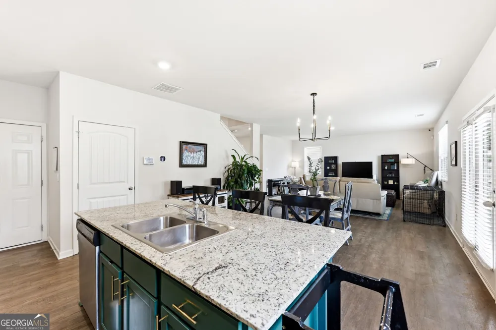 728 Starbuck PKWY Pendergrass, GA 30567